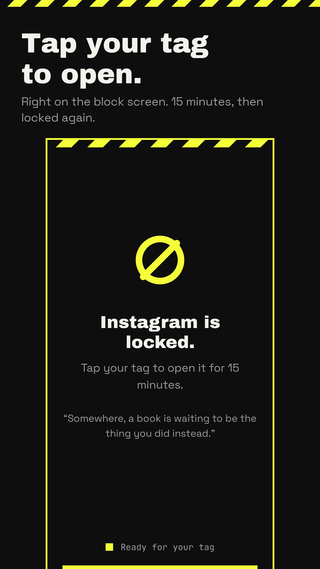 The block screen that covers a locked app